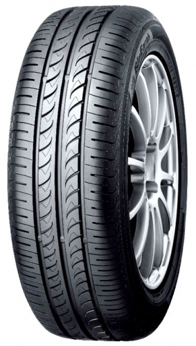 YOKOHAMA BLUEARTH AE-01 175/60R16 82H